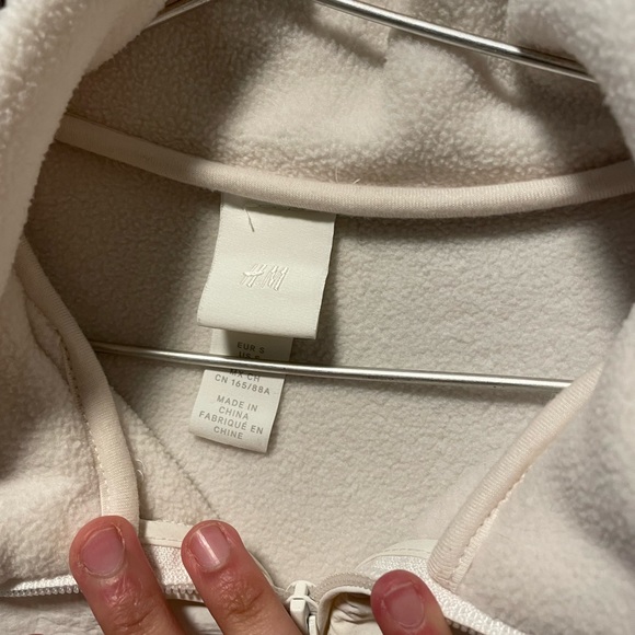 Oversized Fleece Top - Picture 2 of 4